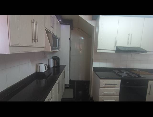3 BEDROOM HOUSE FOR SALE IN SHALLCROSS